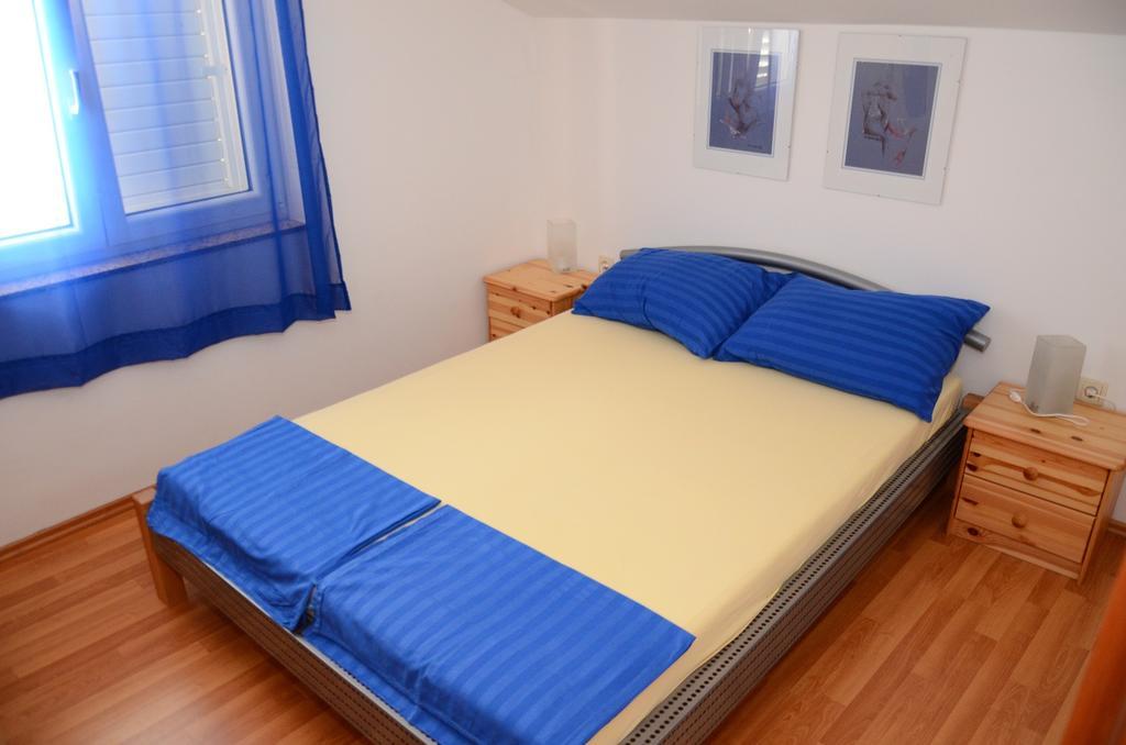 Apartments Bozic Нови Винодолски Стая снимка
